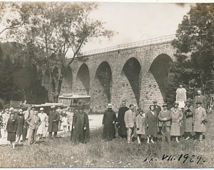   Rozłucz k.Turka  Wiadukt autobus ludzie 1929r