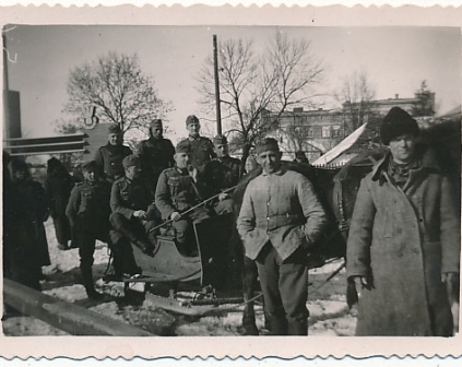 Koszary Brama orzeł żołnierze niemieccy